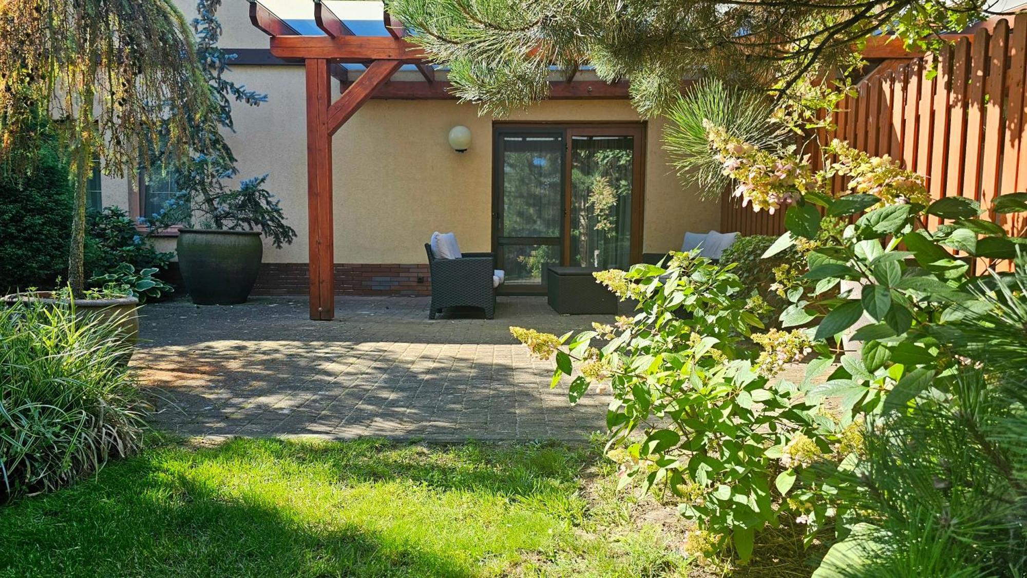 Hotel Sypniewo Margonin Exterior foto